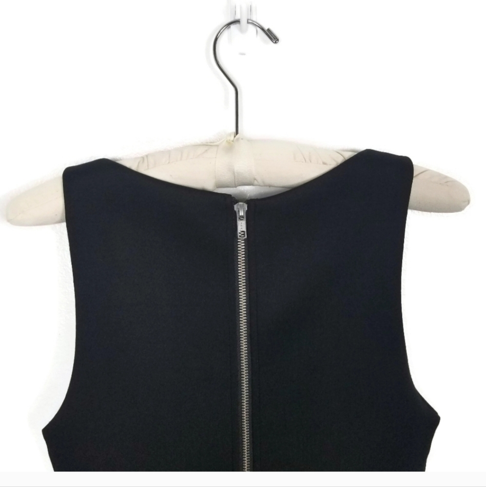 MINKPINK by Revolve flared sleeveless v- neck black mini skater dress. Size M - Picture 6 of 8